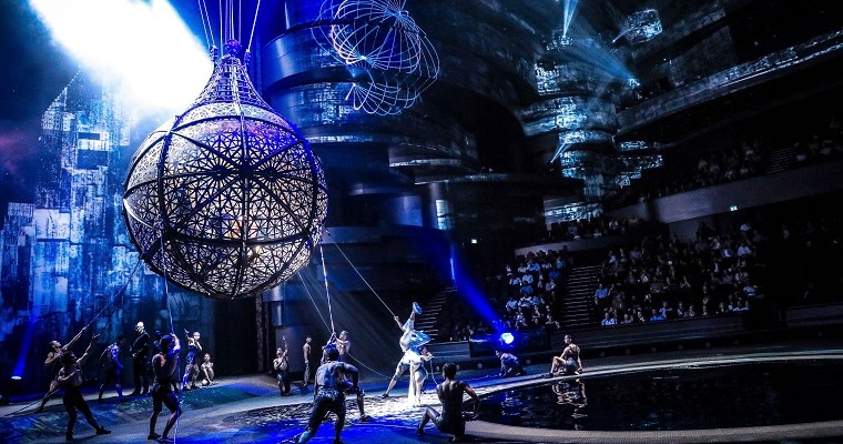 Enjoy complimentary La Perle tickets with your stay